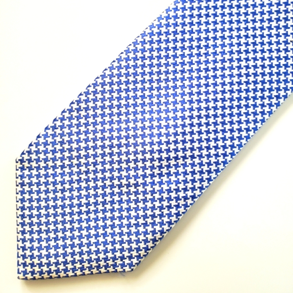 Charles Tyrwhitt blue silk necktie